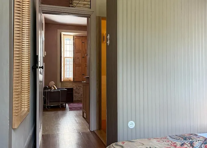 Casa Astoria - Centre Historical Building With Amazing River View Апартаменты *